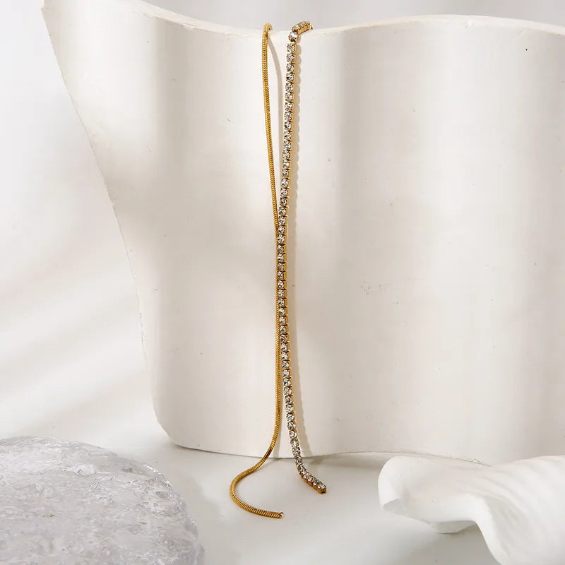 Gold plated tassel pendant necklace layered styling — Oneofé statement jewellery India