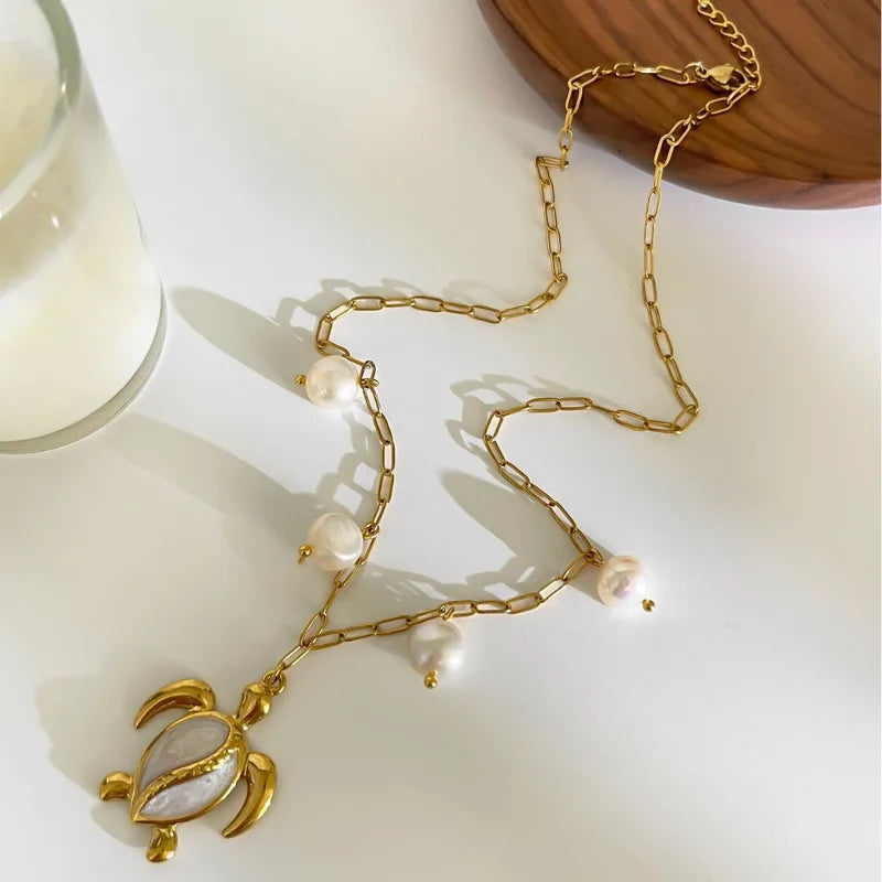 Gold plated tortoise pendant vintage style necklace —  jewellery India | Oneofé
