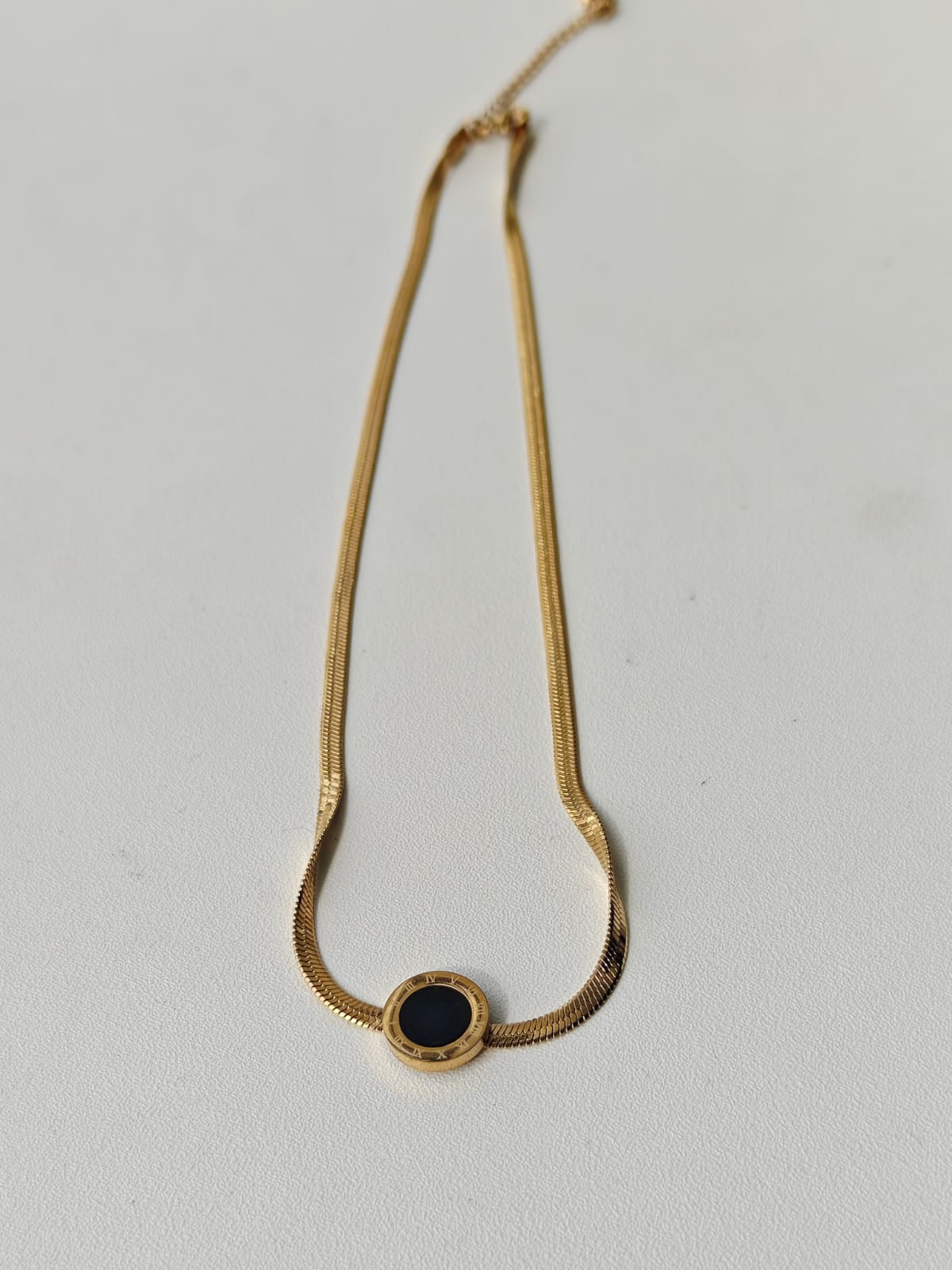 Black roman embrace pendant necklace – minimalist statement everyday jewellery for women – Oneofé
